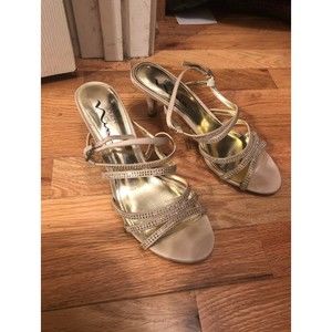 Touch Of Nina Gold Heels Size 7